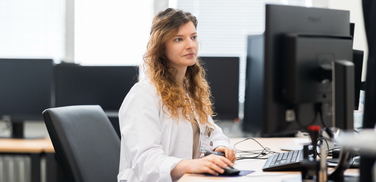 Photo d'une médecin du service