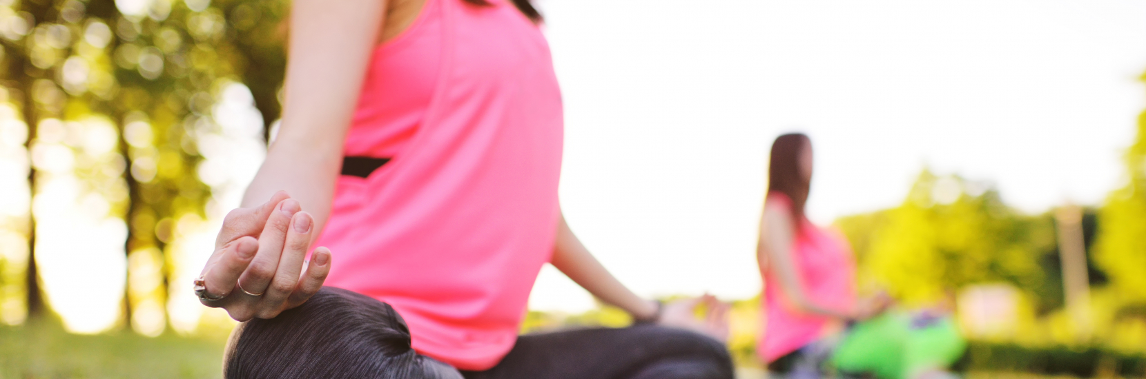 24.10:  Yoga pour tous: nos tapis vous attendront à partir de 13 hrs